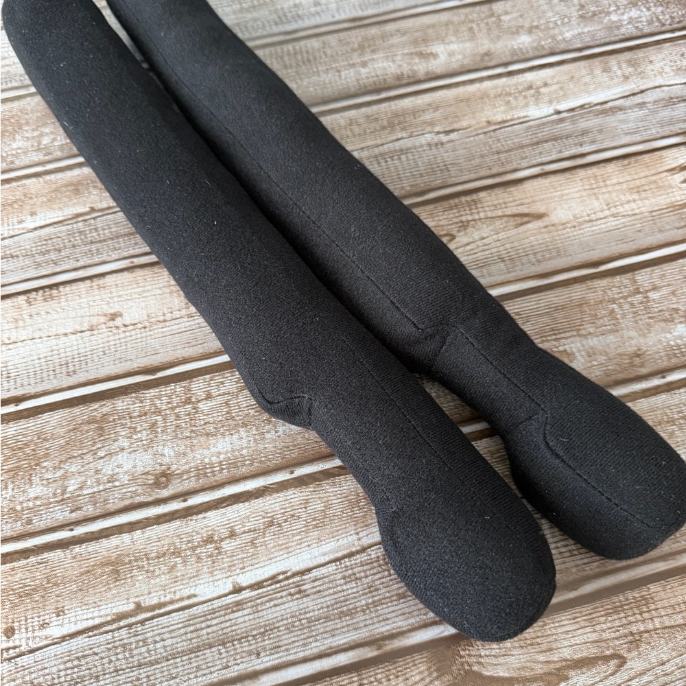 Car accessories - Seat gap covers. Universal fit.